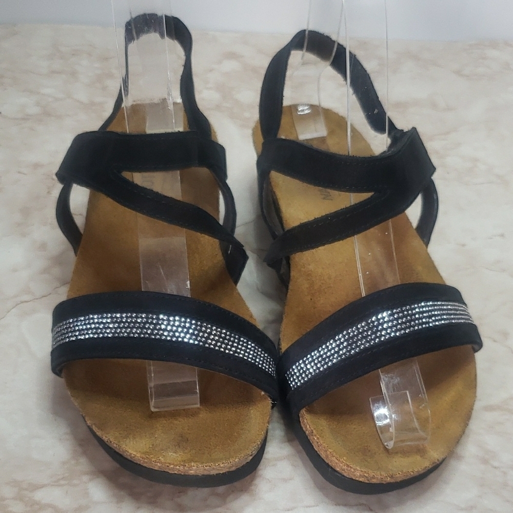 Naot Black Suede And Embellish Strap Women's Sandals Size 36 - Picture 2 of 7